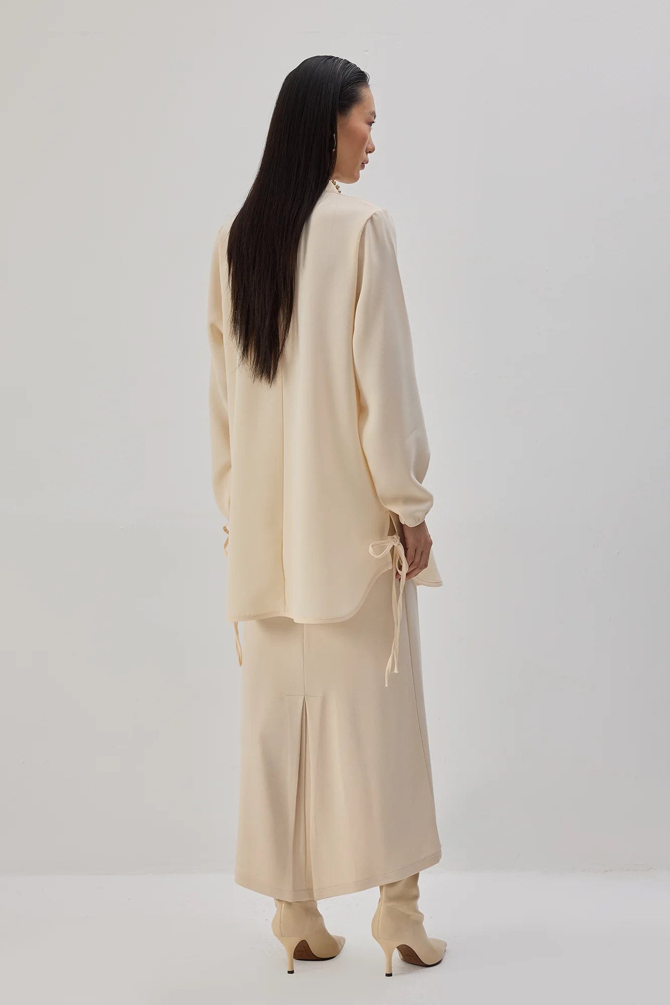 STAND-UP COLLAR CREPE TUNIC - Image 7