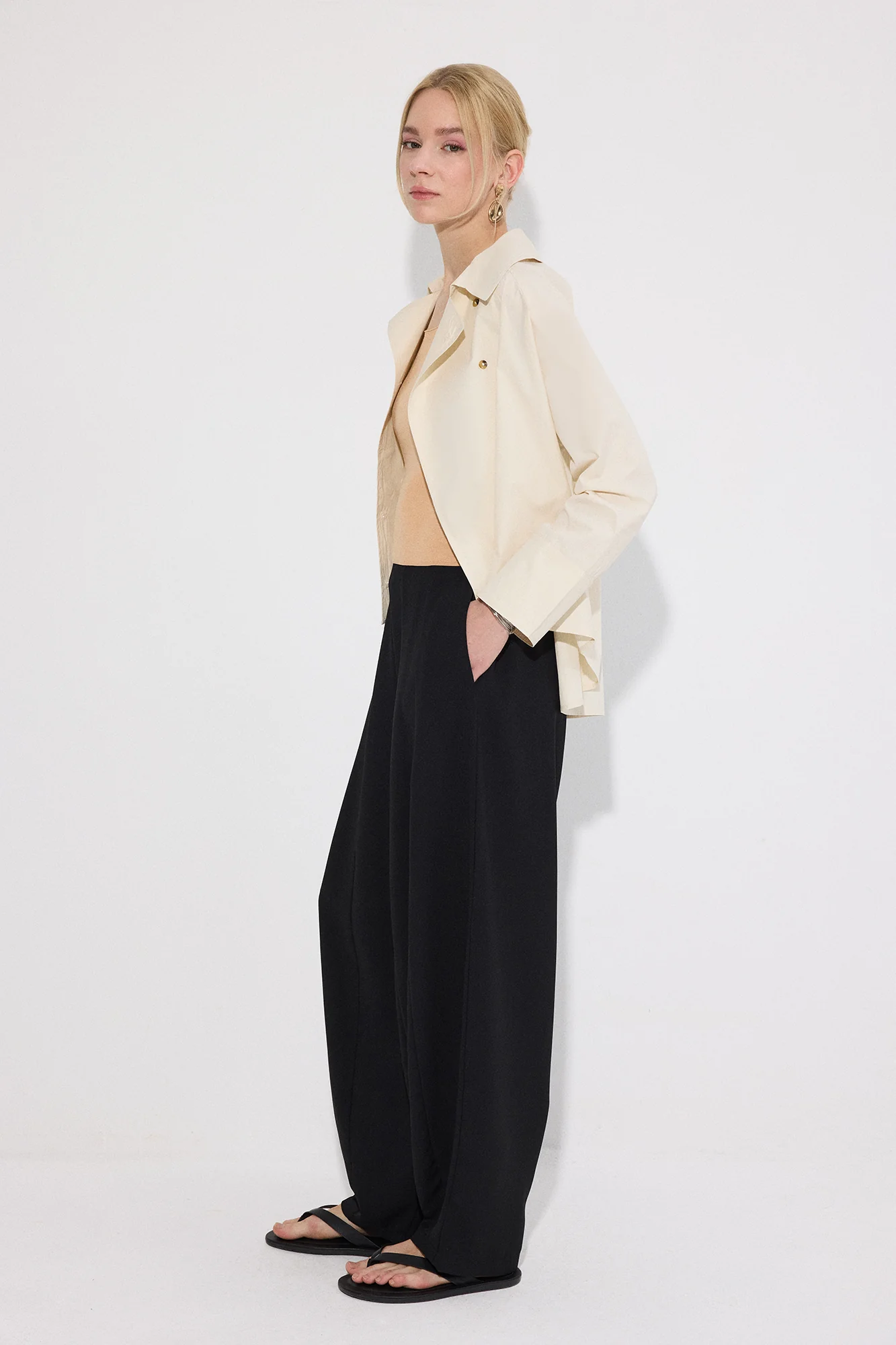 PLEATED CREPE TROUSERS - Image 4