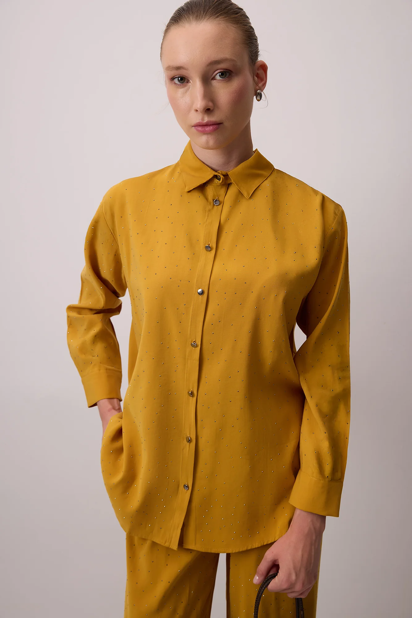 STONE EMBROIDERED SHIRT AND TROUSERS SET - Image 3