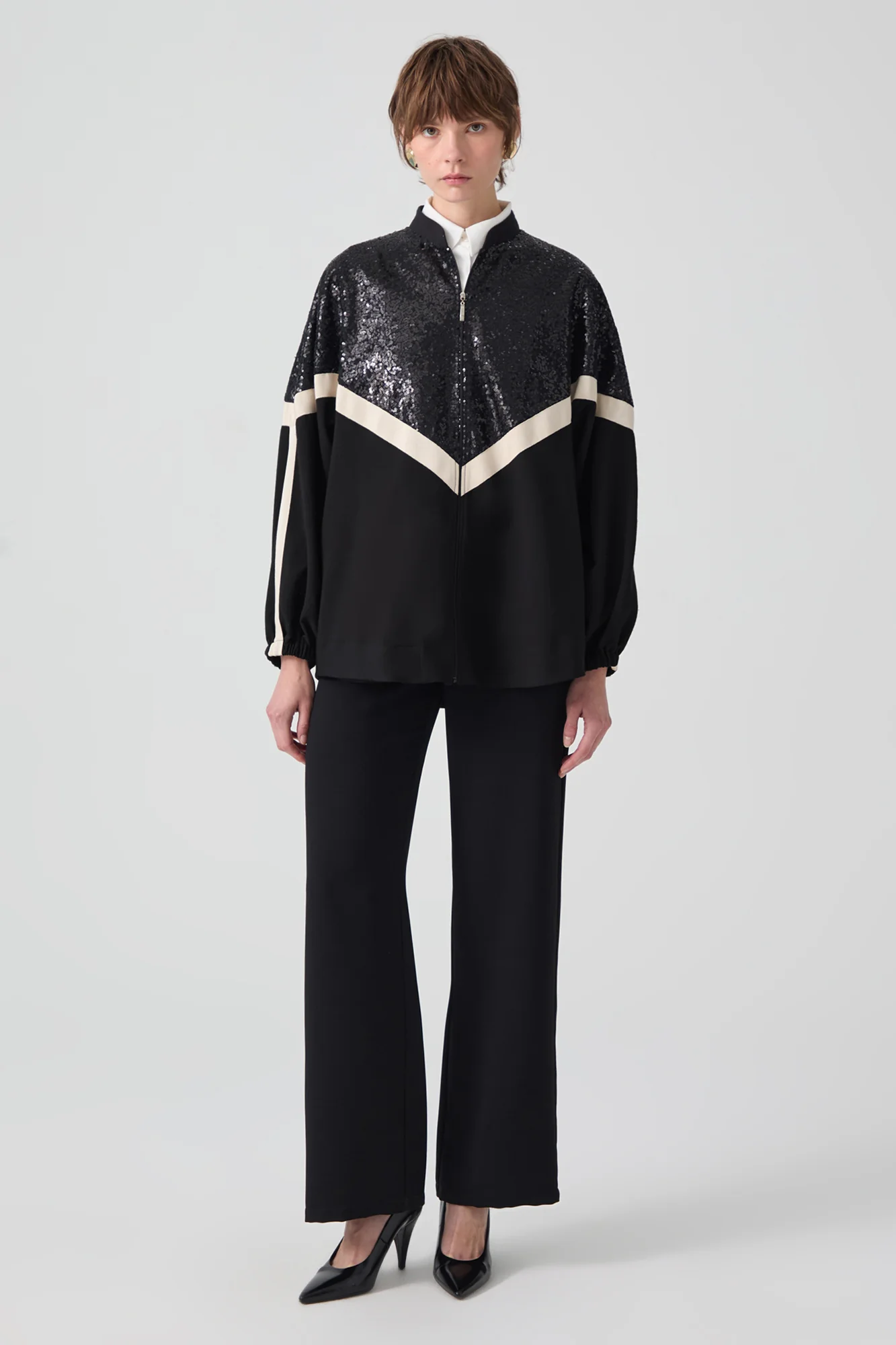 STRIPED CREPE SWEAT WITH SEQUIN DETAIL - Image 2