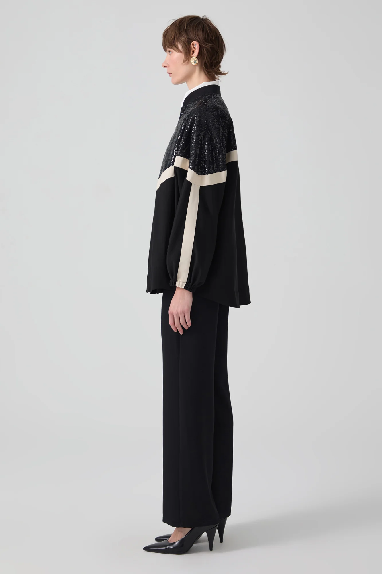 STRIPED CREPE SWEAT WITH SEQUIN DETAIL - Image 4