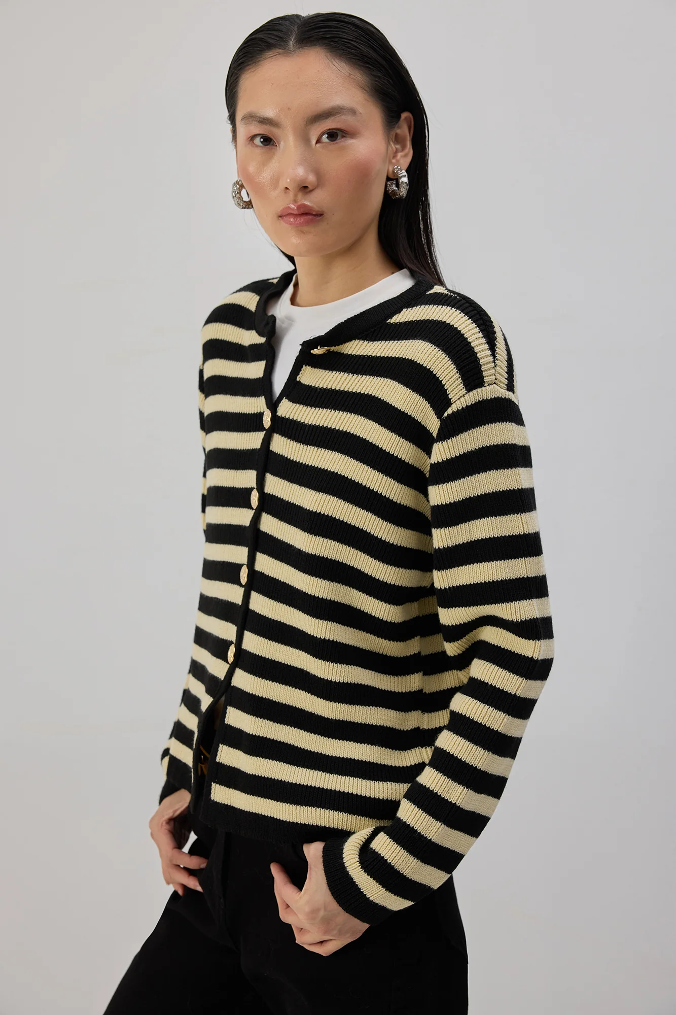 STRIPED SHORT CARDIGAN WITH GOLD BUTTONS - Image 3