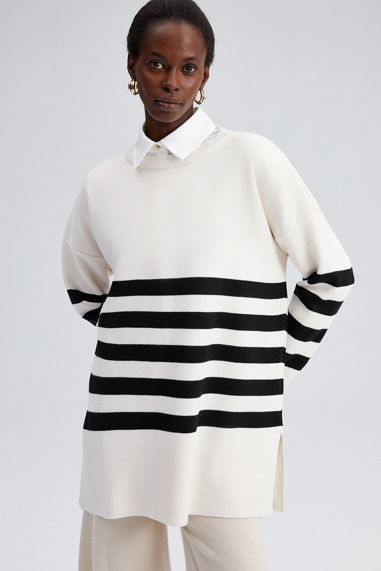 STRIPED KNIT TUNIC - Image 4