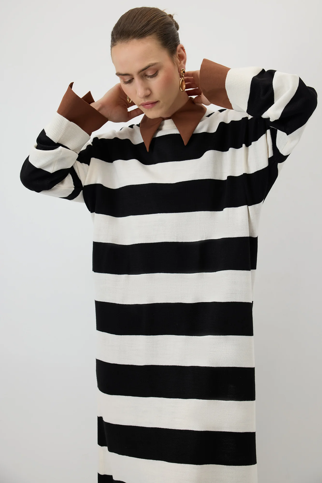 STRIPED KNIT DRESS - Image 8