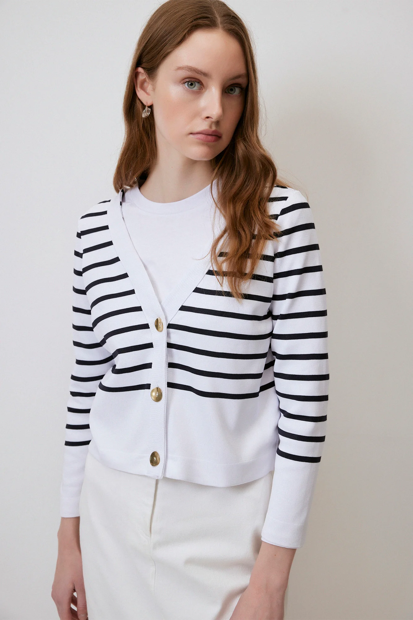 STRIPED SHORT KNIT CARDIGAN - Image 2