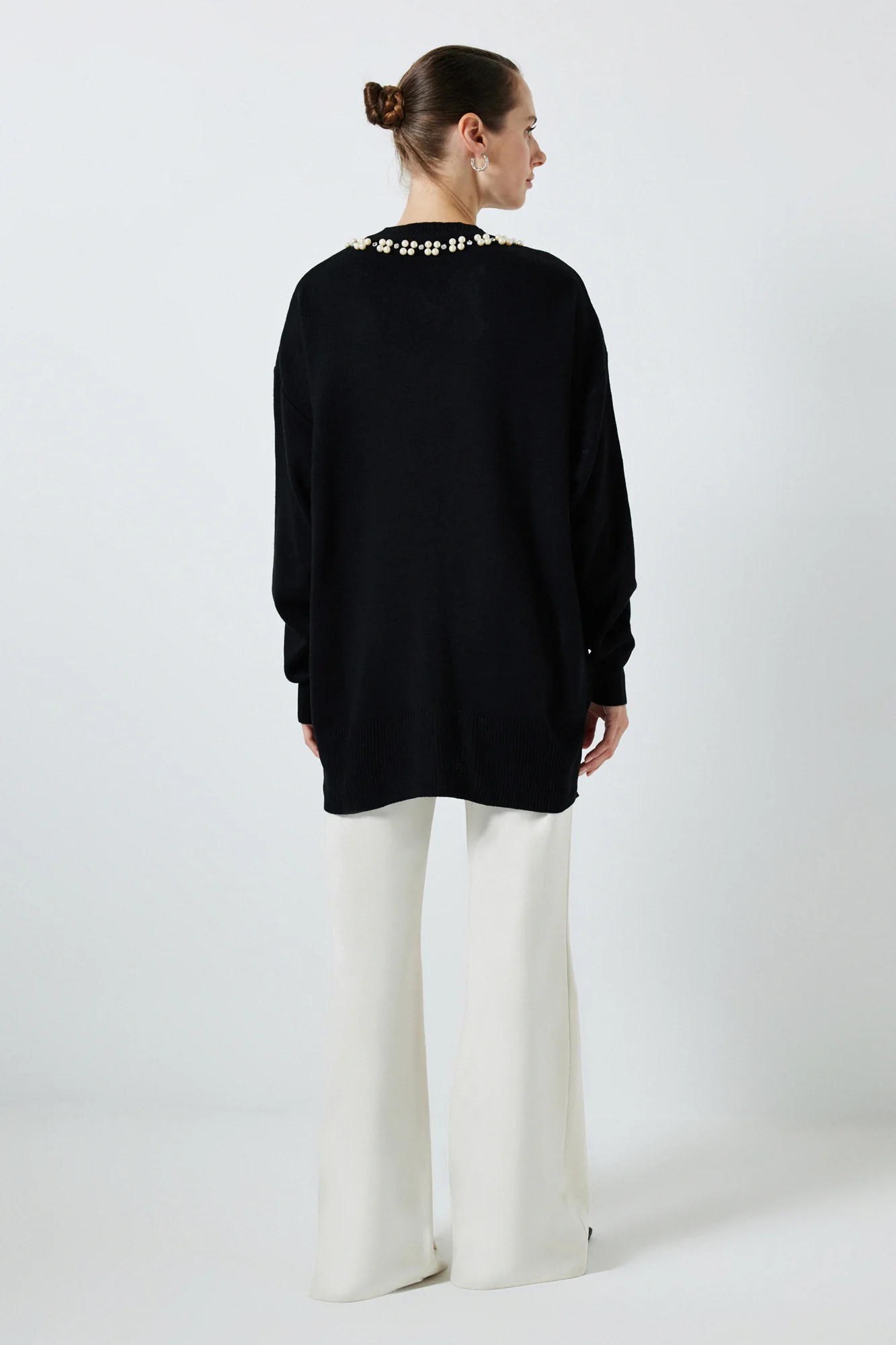 SWEATER WITH PEARL COLLAR - Image 4