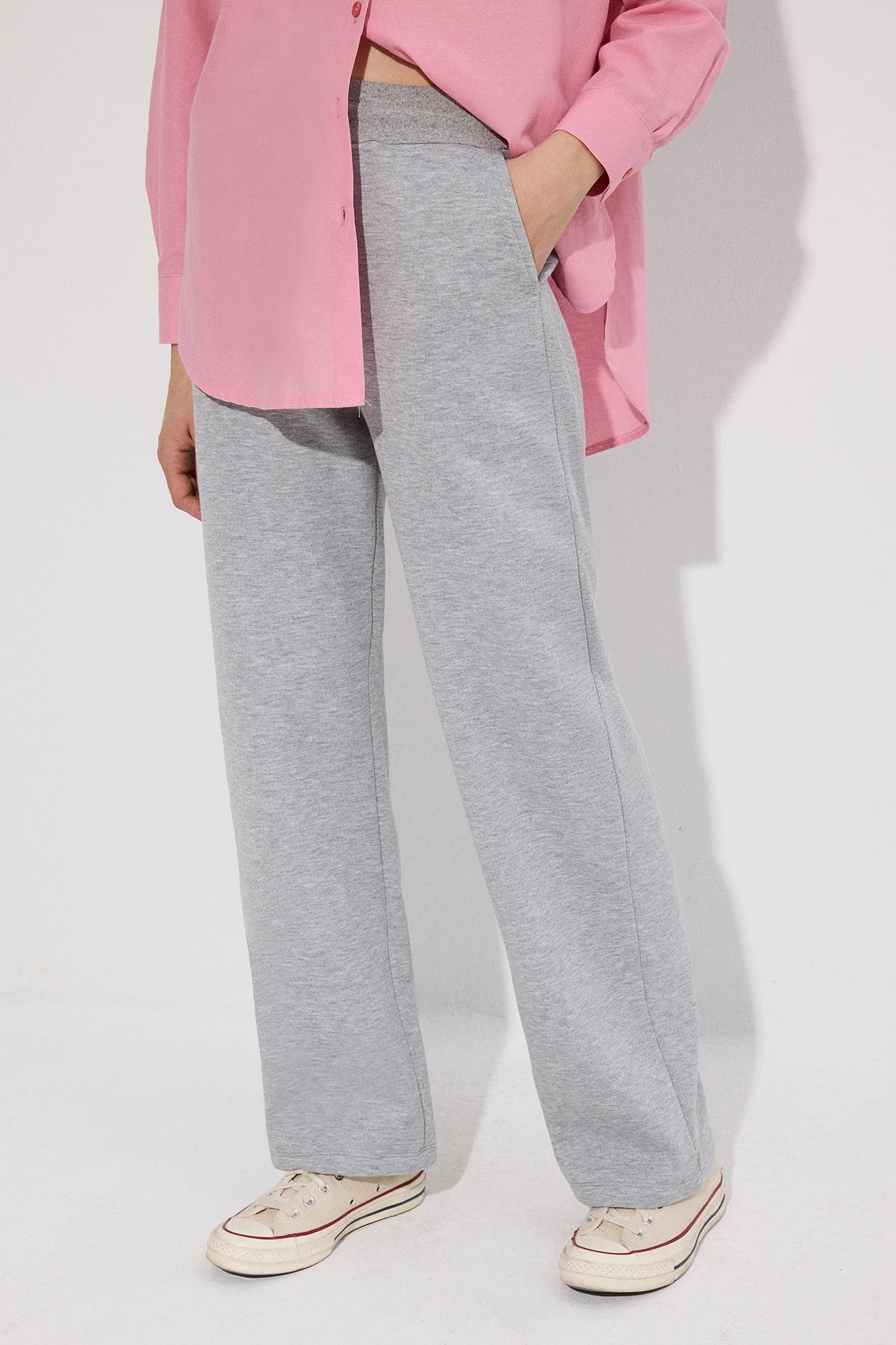SWEATSHIRT AND JOGGER SET - Image 6