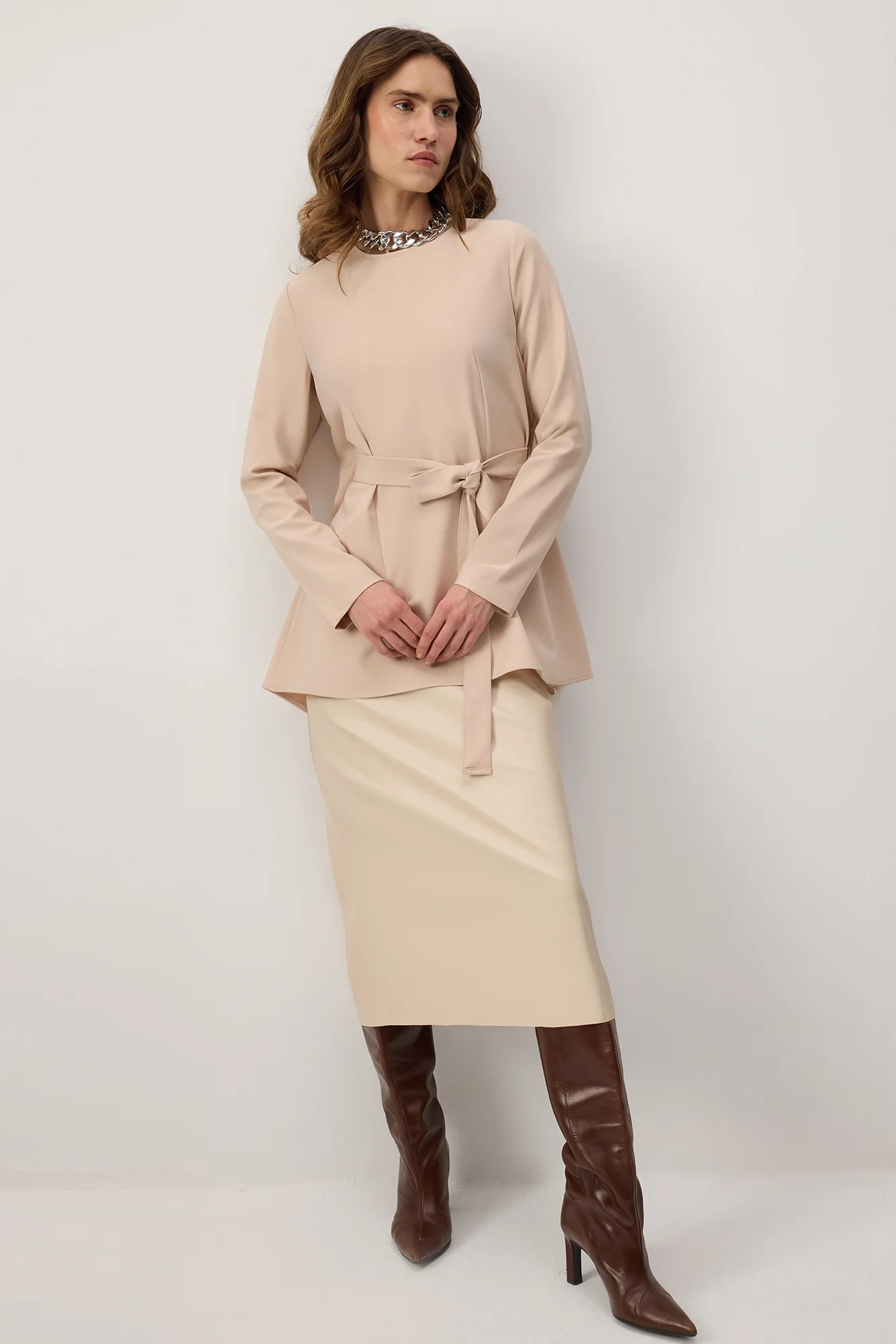 TUNIC WITH TIE DETAIL - Image 3