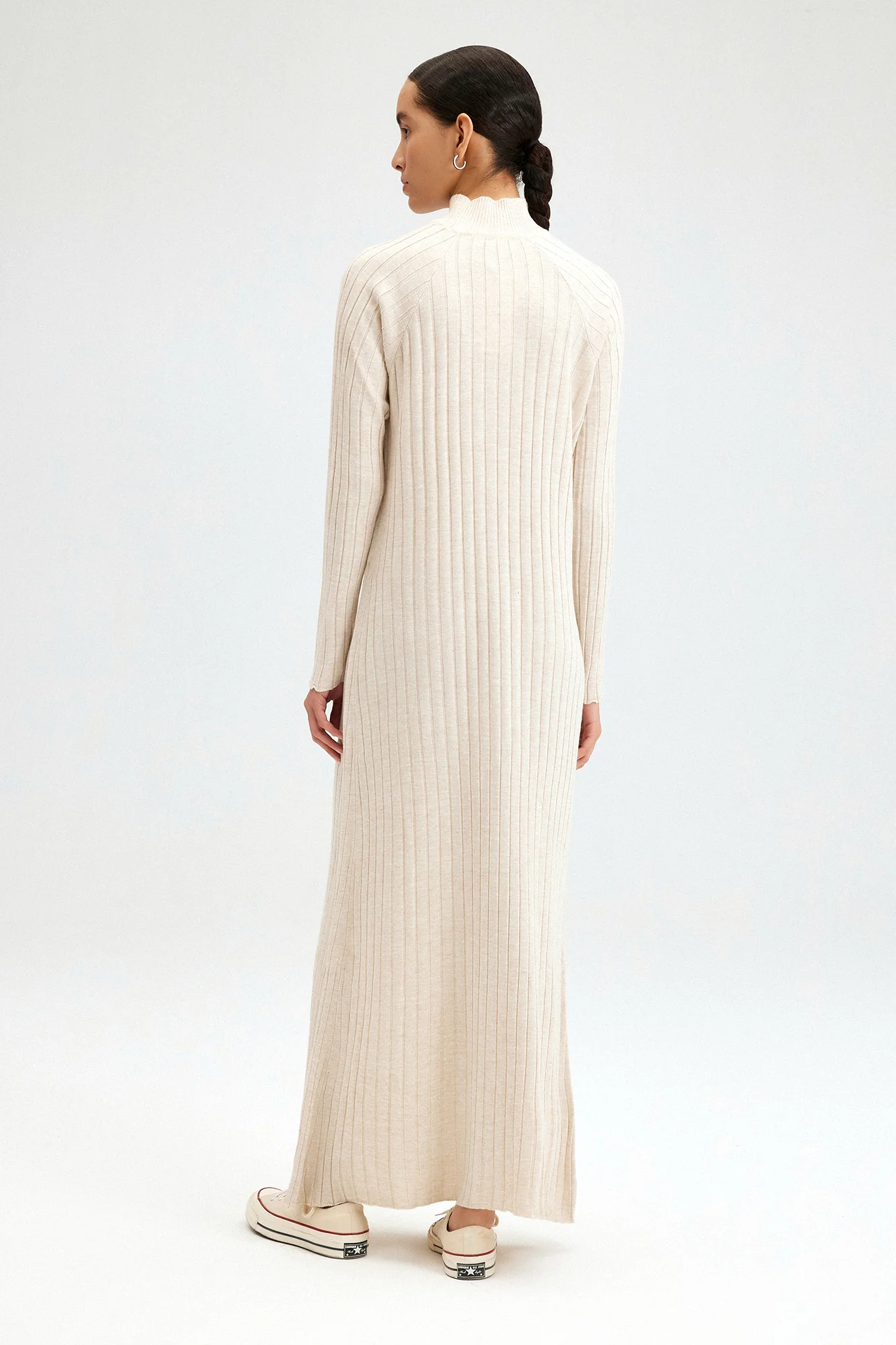 TURTLE NECK RIBBED KNIT DRESS - Image 4