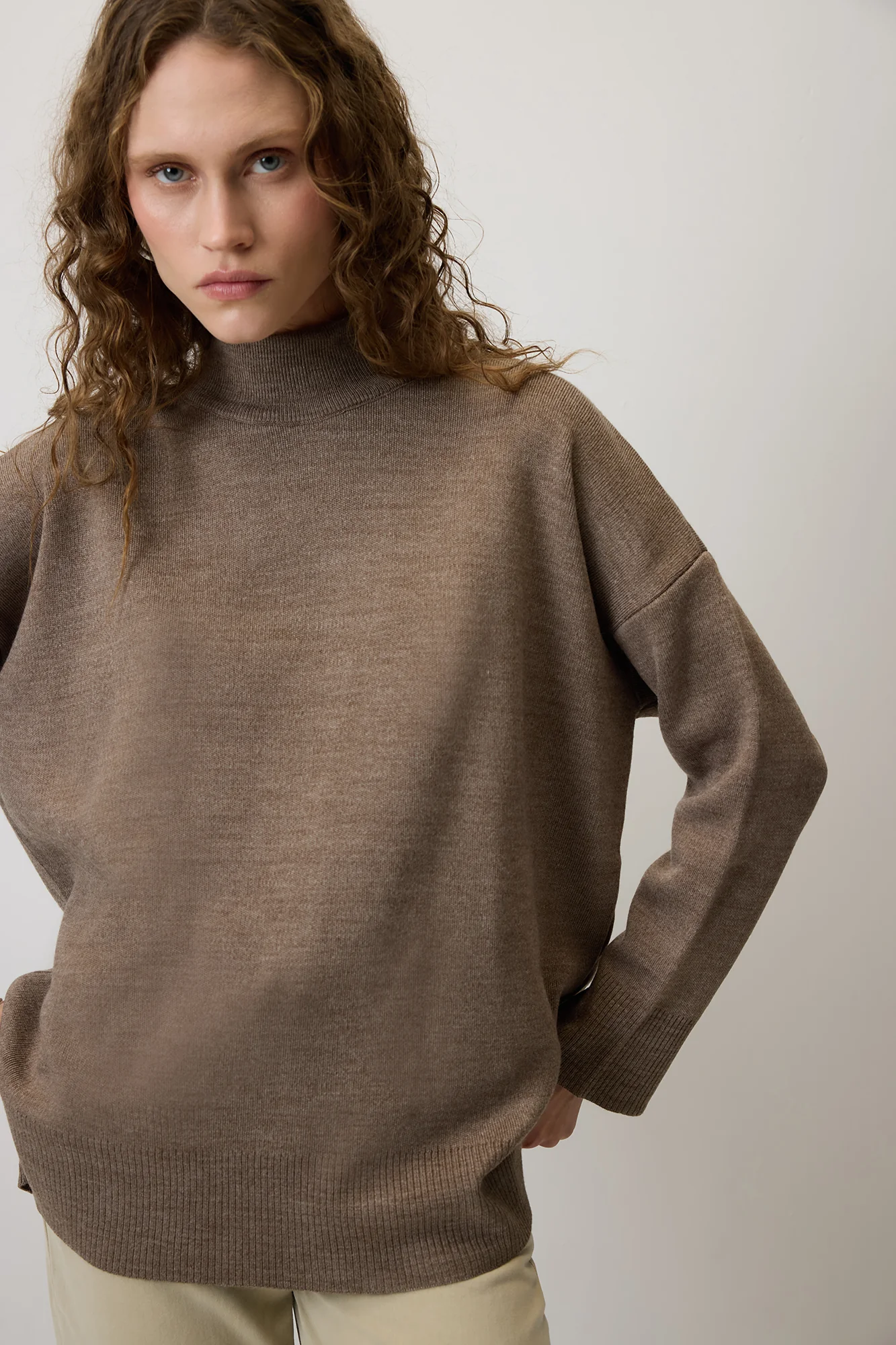 TURTLENECK BASIC KNIT SWEATER - Image 2