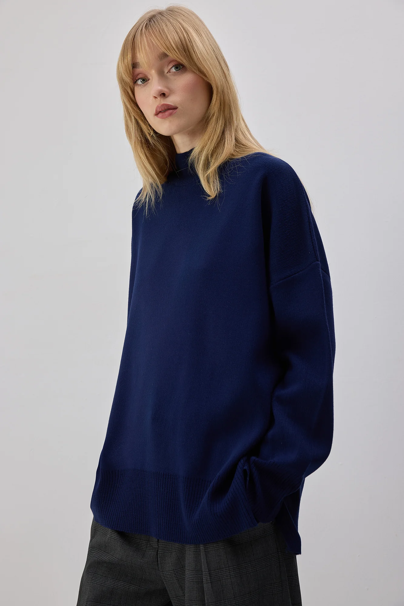 TURTLENECK BASIC KNIT SWEATER - Image 2