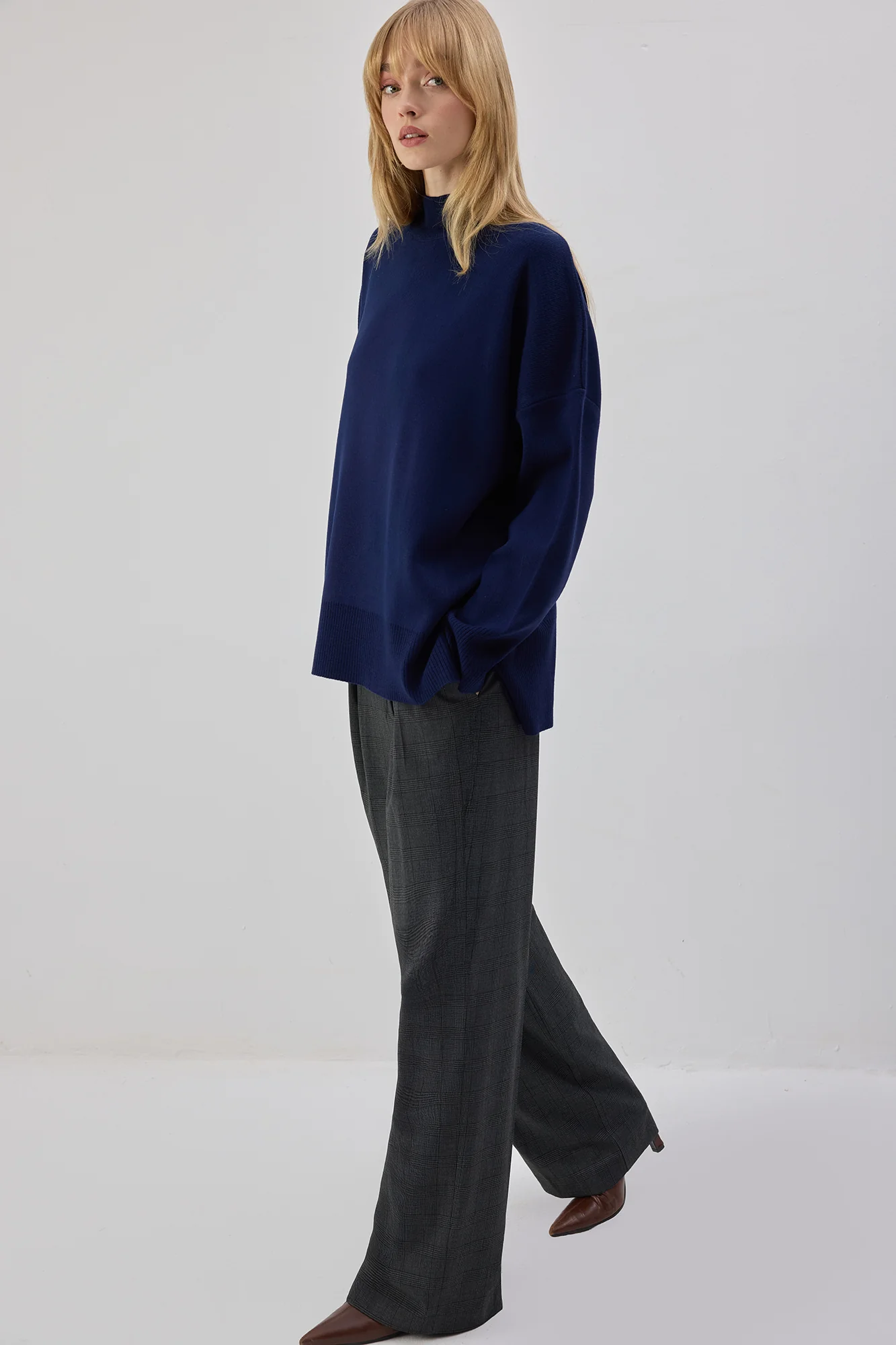 TURTLENECK BASIC KNIT SWEATER - Image 4