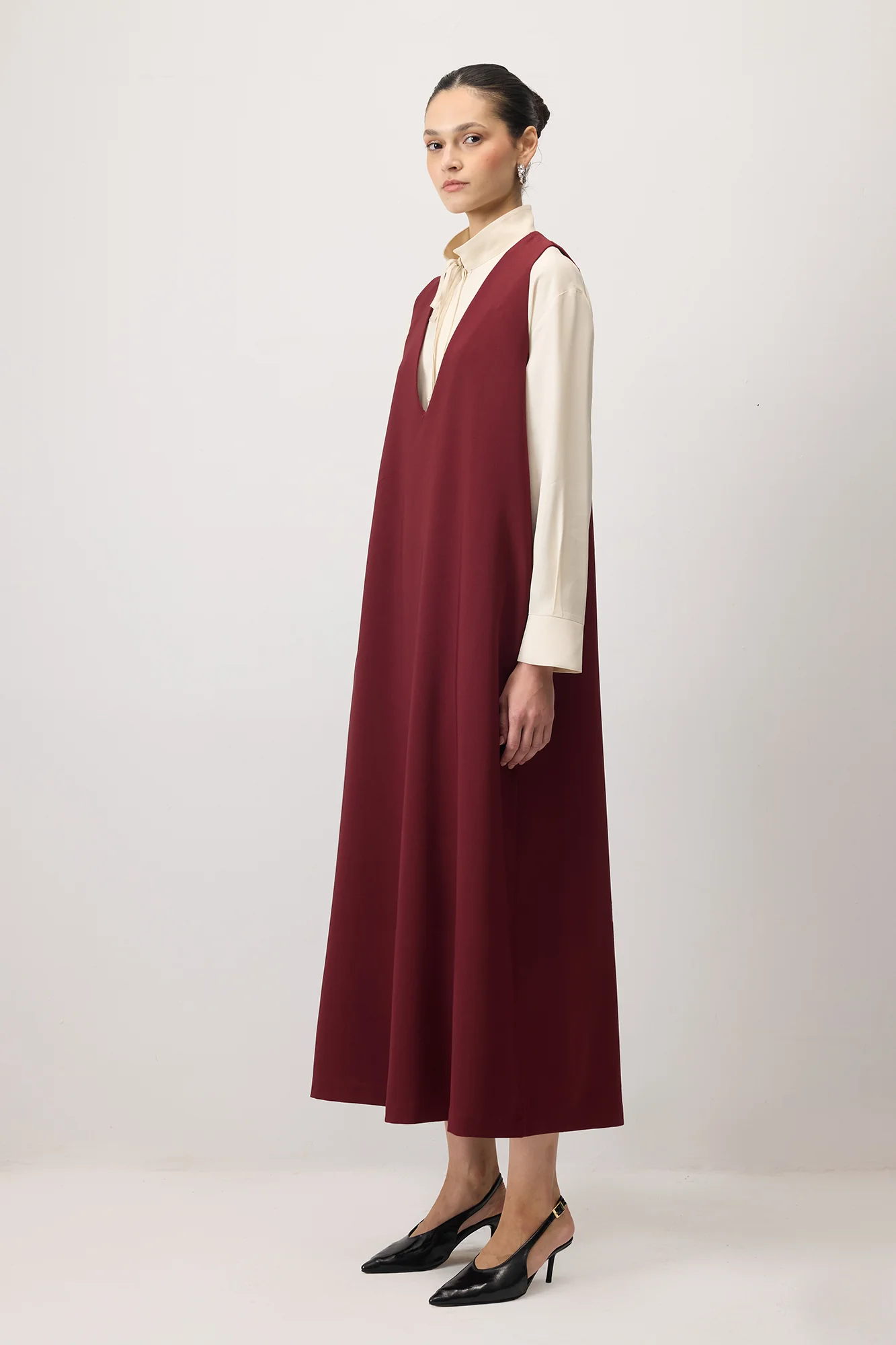 V NECK CREPE DRESS - Image 4