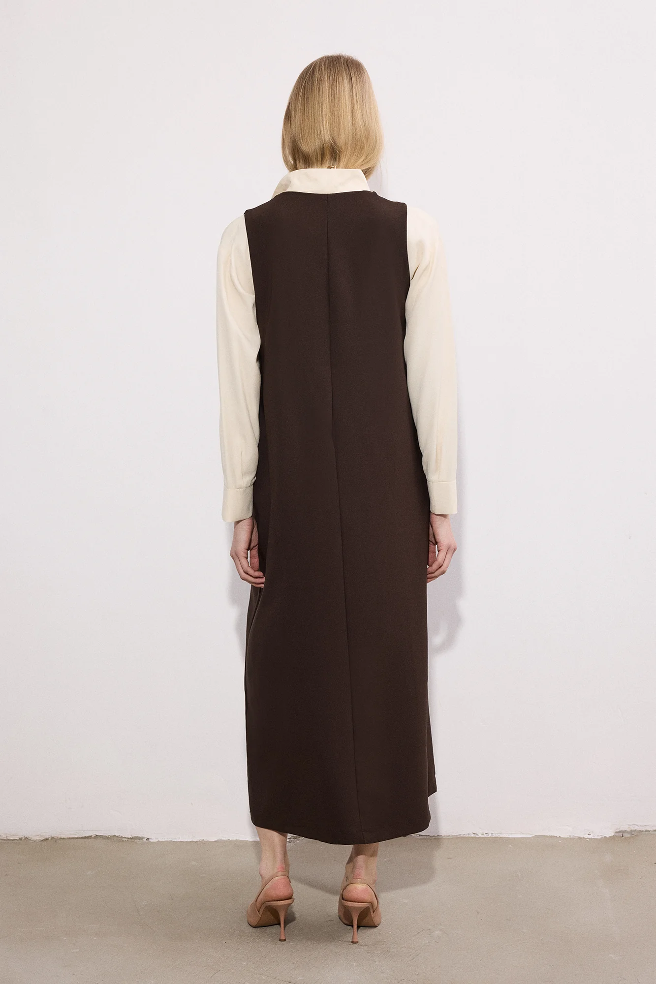 V NECK CREPE DRESS - Image 6