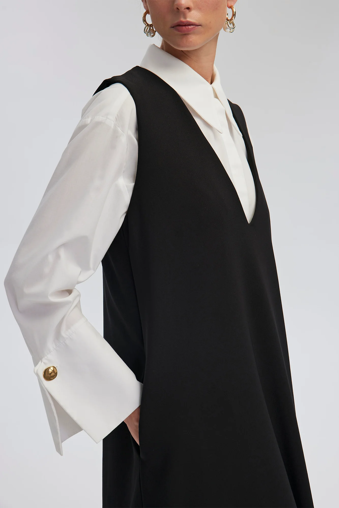 V NECK CREPE DRESS - Image 5