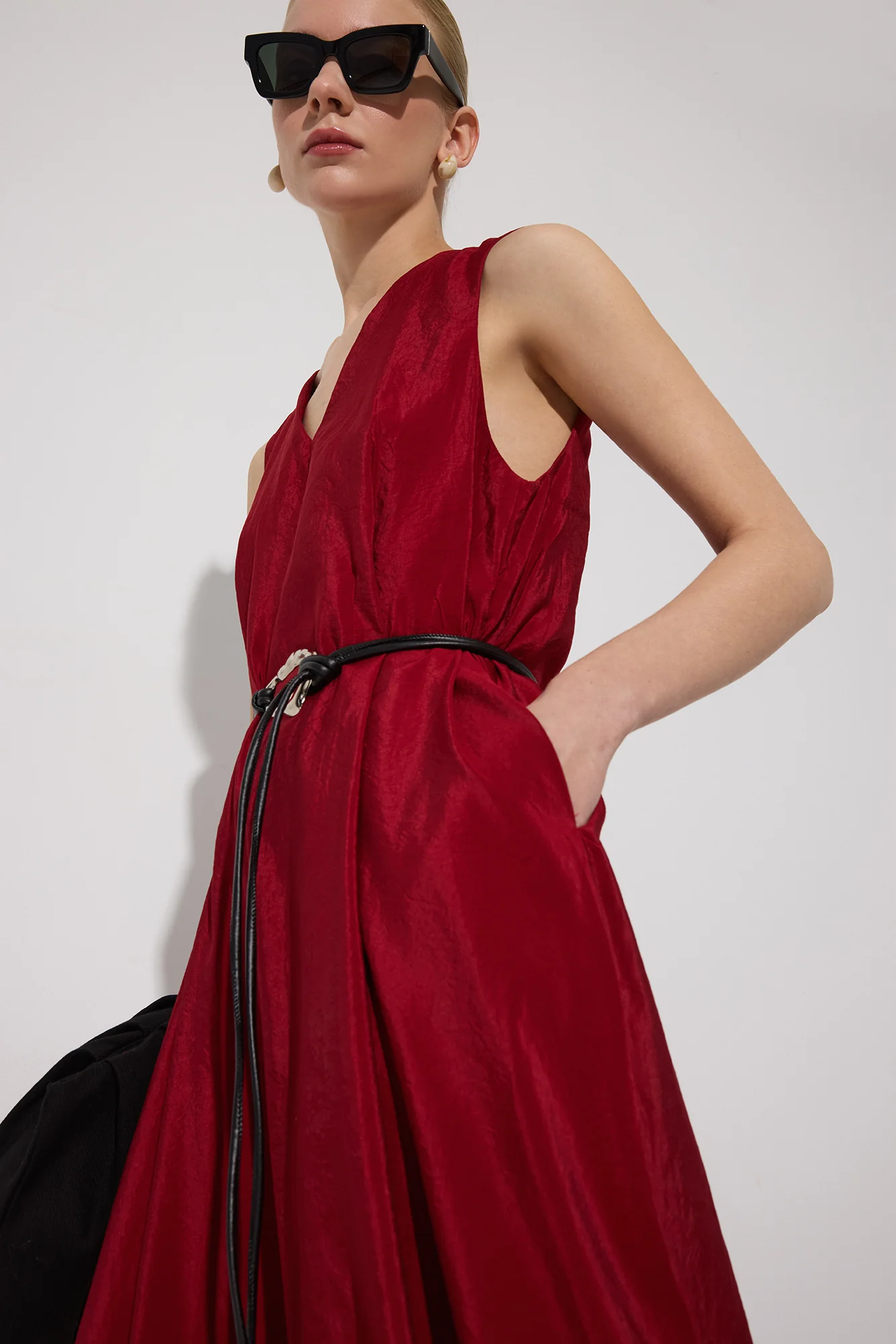 V-NECK CUPRA VEST - Image 4
