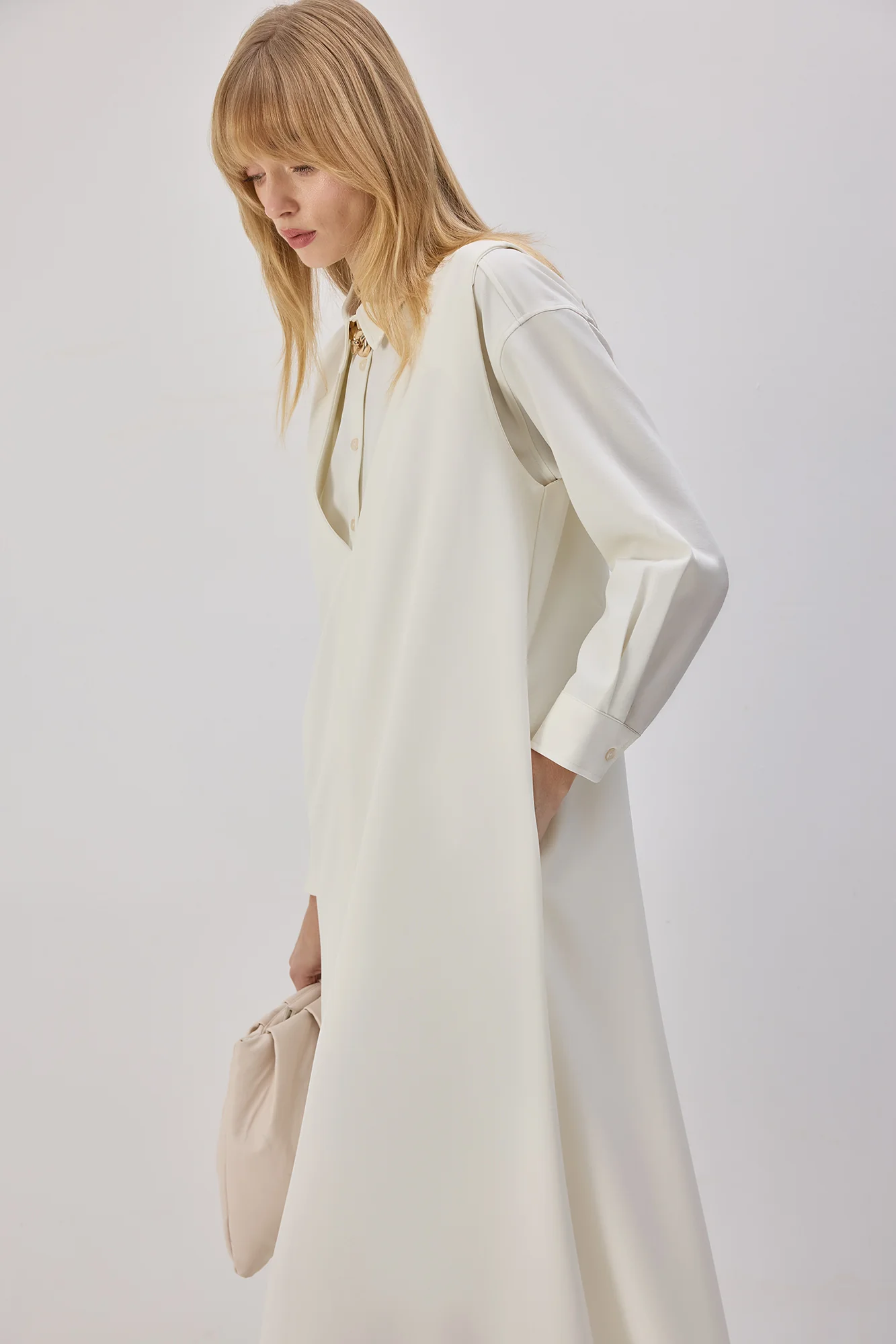 V-NECK PINAFORE DRESS - Image 4