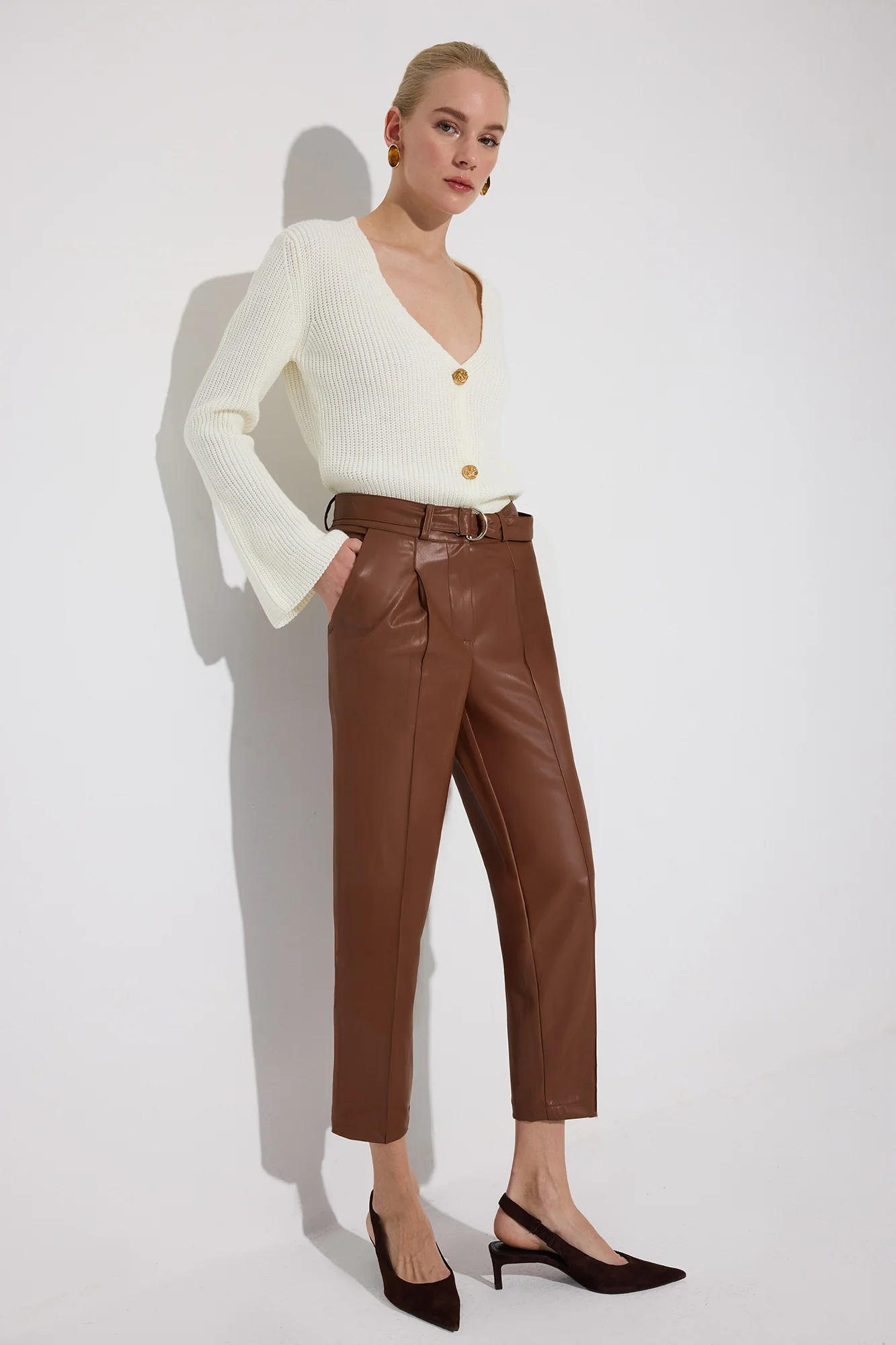 VEGAN LEATHER PANTS WITH BELT - Image 3