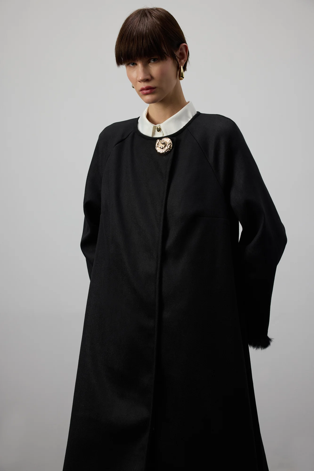 WOOL CASHMERE COAT WIT FUR DETAILS - Image 3