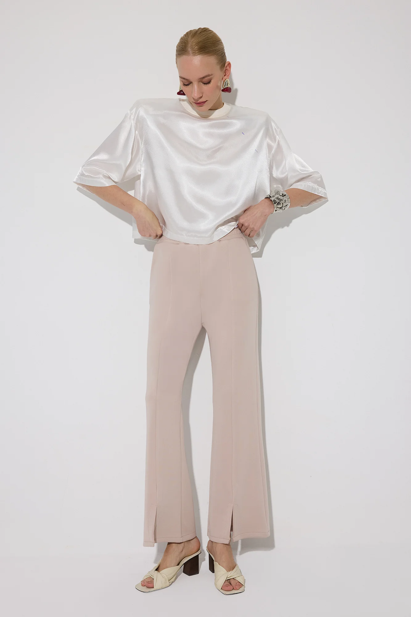 SLIT DETAILED SCUBA TROUSERS - Image 3