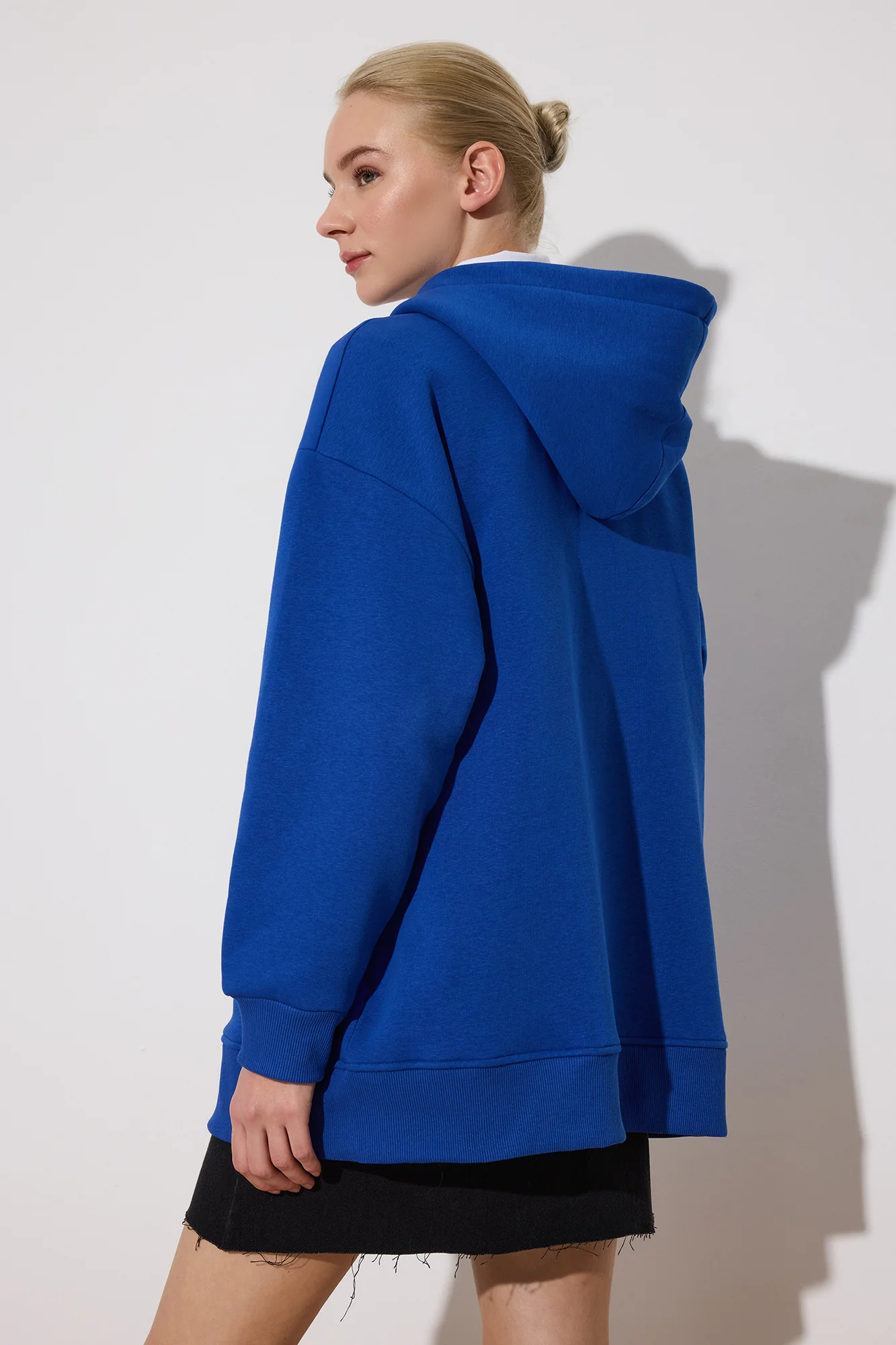 ZIPPER DETAILED HOODED SWEATSHIRT - Image 5