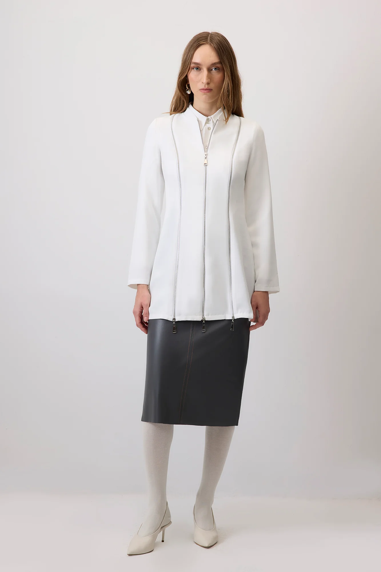 ZIPPERED CREPE JACKET - Image 2